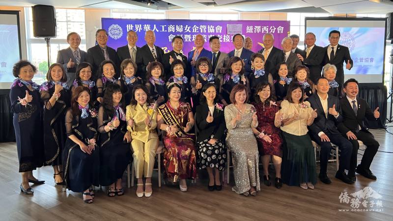 理監事伉儷合影