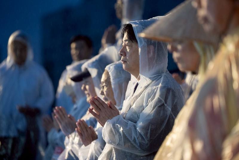 為慶祝佛誕節，「佛教慈濟慈善事業基金會」11日晚間於兩廳院藝文廣場舉辦「2025年佛誕浴佛·孝親感恩祈福會」，賴清德總統親臨禮佛