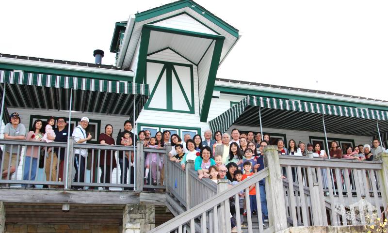 匹茲堡臺灣同鄉會母親節聚餐合影