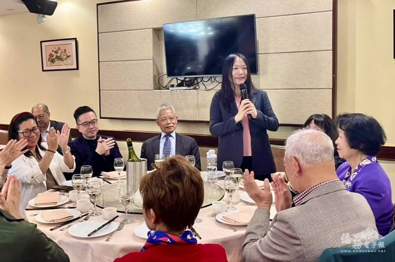 英國臺灣商會暨青年商會於倫敦新龍鳳大酒樓舉辦餐會，提前慶端午 (英國臺灣商會暨青年商會提供)