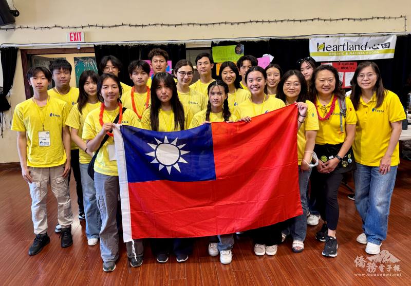 FASCA-SD proudly participated in the Taiwan Heritage Week Festival at the Taiwanese American Community Center by hosting a vibrant vendor booth.
