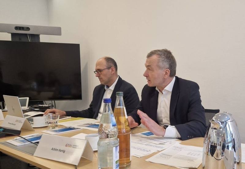 德國聯邦外貿與投資署12日在柏林舉行記者會，說明德國2024年外國直接投資報告，指出儘管面臨經濟挑戰，德國仍具高度韌性與穩定性，持續吸引來自全球的投資。