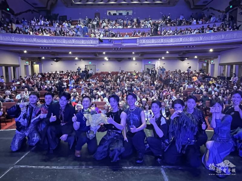 逾千名主流政要、民眾與僑胞熱情參與觀賞