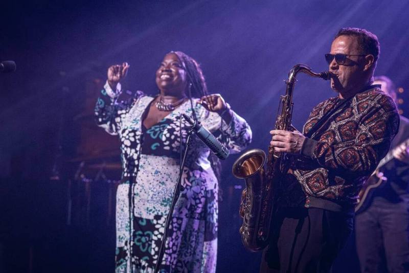 屏東縣政府與波蘭台北辦事處聯手安排「波蘭爵士之夜」，17日晚間在王船文化館登場，由波蘭與美國樂手組成的樂團One Voice，將帶來數首膾炙人口西洋歌曲。（屏東縣政府提供）