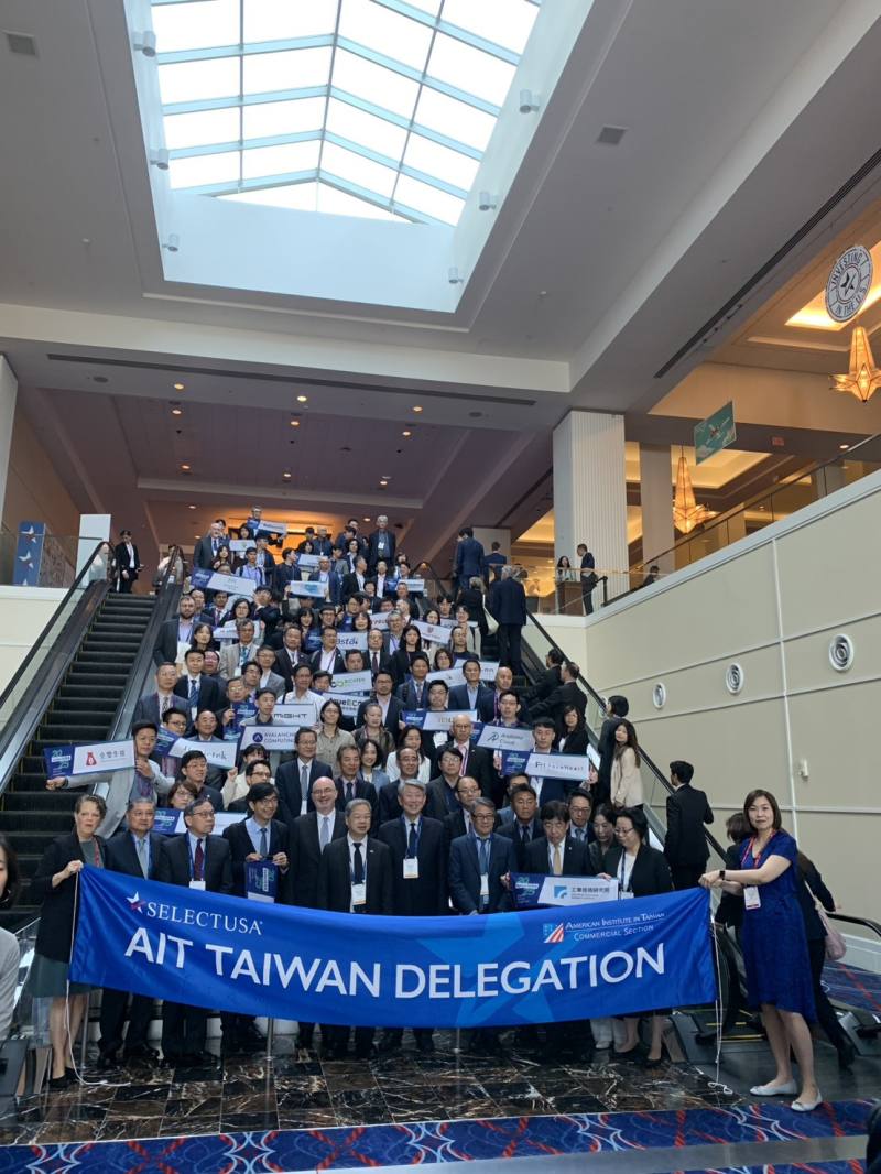 行政院龔明鑫秘書長於美東時間5月13日晚間結束在華府出席「選擇美國(SelectUSA)投資高峰會」的相關行程