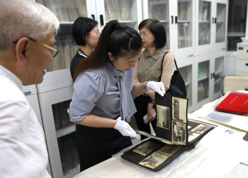 台糖典藏了大量糖業發展史料、產業技術報告及農業研究紀錄等重要文獻資料。