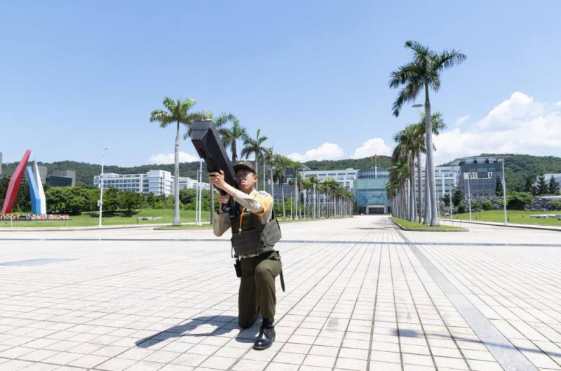 博愛營區日前實施「無人機反制教育訓練」。（軍聞社記者吳柏融攝）