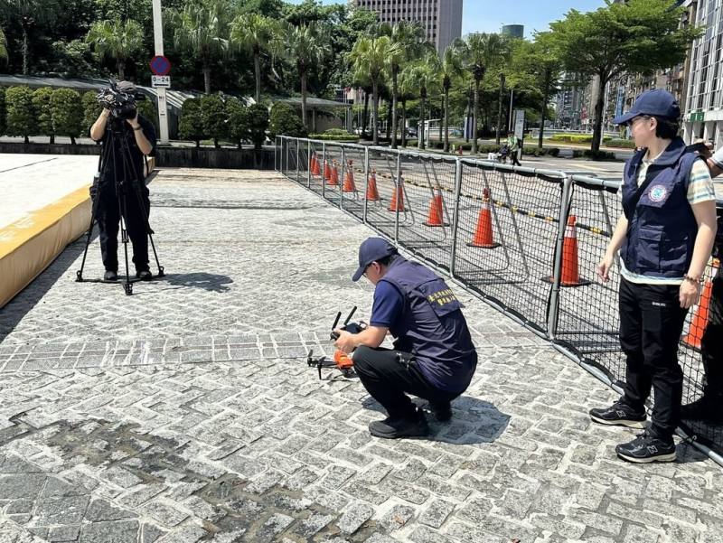 2025雙北世界壯年運動會17日將登場，為確保開幕活動順利進行，台北市警察局16日表示，已規劃偵爆犬及維安特勤等共2500名警力維安。