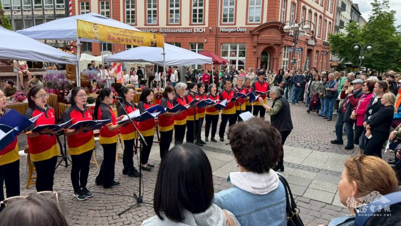 豐富多元的藝文表演，讓與會者沉浸美妙音樂中