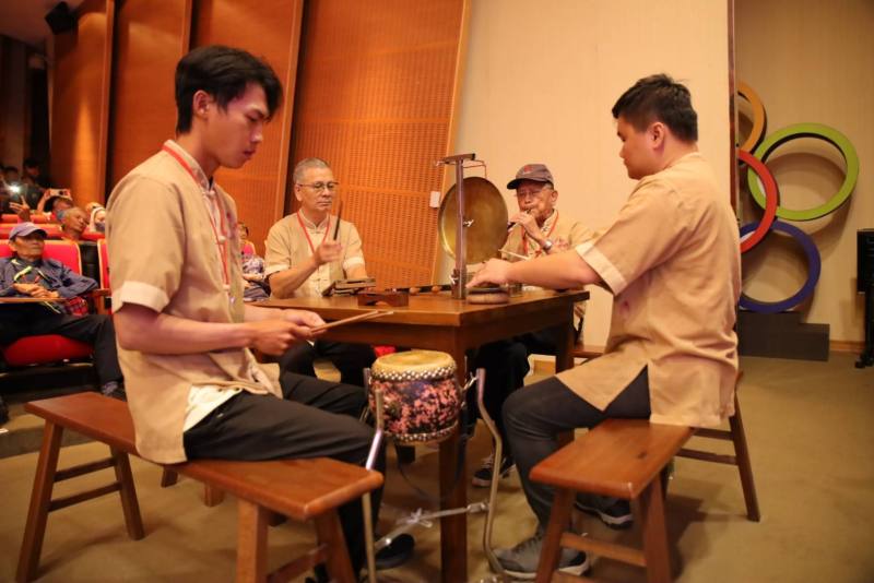 溫福仁客家八音團示範演出