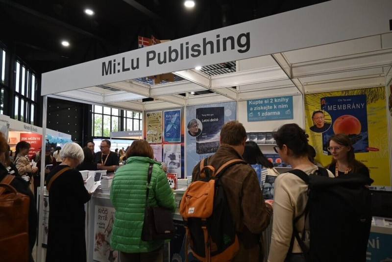 長期推廣台灣文學的捷克麋鹿出版社第4度參加布拉格國際書展。（麋鹿出版社提供）