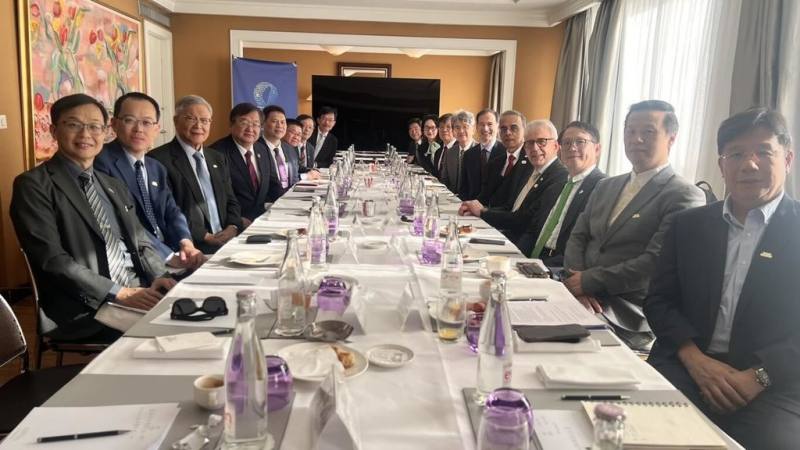 台灣世界衛生組織行動團與台灣醫師會在日內瓦時間18日上午，與世界醫師會（WMA）舉行早餐會，世界醫師會堅定支持台灣參與世界衛生組織（WHO）與世界衛生大會（WHA），參與全球健康治理不僅合理，更是不可或缺。（衛福部提供）