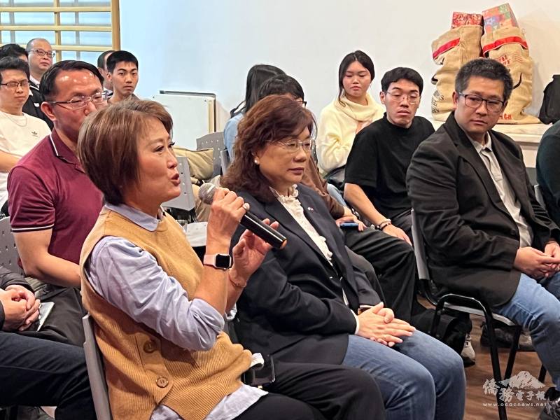 僑務委員葛道爭在Q&A環節提問