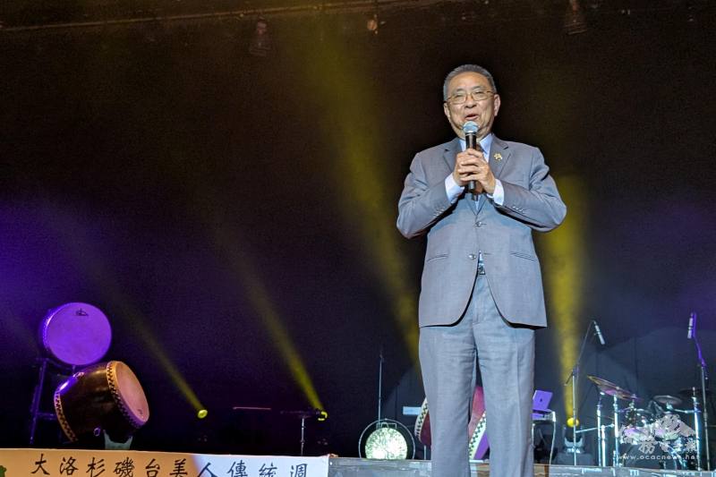 大洛杉磯臺灣會館董事長田詒鴻感謝十鼓擊樂團為美國主流社會和台灣鄉親帶來震撼人心的演出