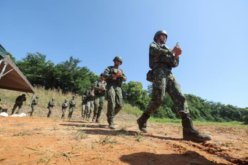 陸軍52工兵群、機步234旅工兵連等部隊曰前實施駐地實爆訓練。（青年日報提供）