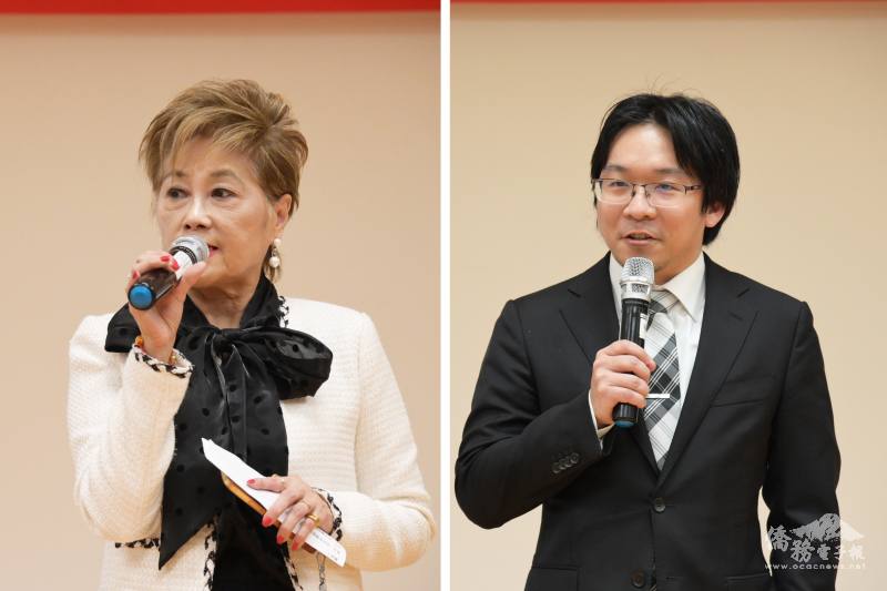 陳莎莎(左) 與林辛承(右)致詞