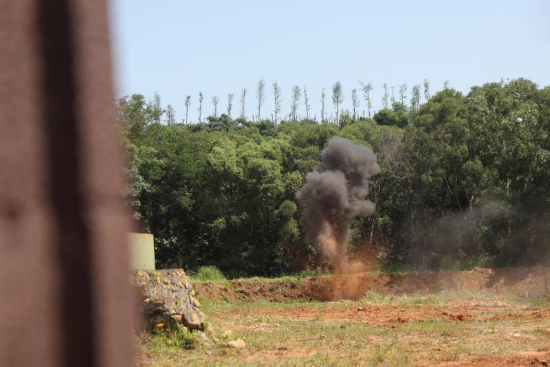 陸軍52工兵群、機步234旅工兵連等部隊曰前實施駐地實爆訓練。（青年日報提供）