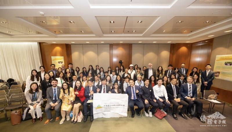 臺灣青年於日內瓦主辦全球衛生外交高峰會，邀請醫界專家共同出席論壇