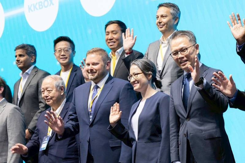 蕭美琴副總統21日上午出席「從區域到全球：亞馬遜創新戰略發佈會」