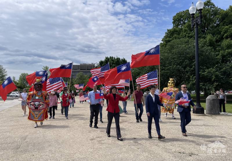 For FASCA DC students, the event was more than an advocacy effort—it was an opportunity to learn about public health diplomacy, international relations, and policy engagement