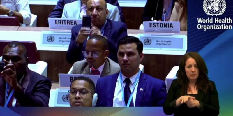 貝里斯衛生福利部長柏納（中）在世衛大會發言挺台。（圖取自x.com/MOFA_Taiwan）