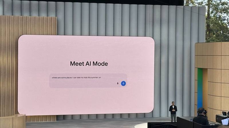 Google執行長皮查伊（Sundar Pichai）在Google I/O開發者大會，宣布由AI驅動的各種「搜尋」功能，於「搜尋」中增加AI模式