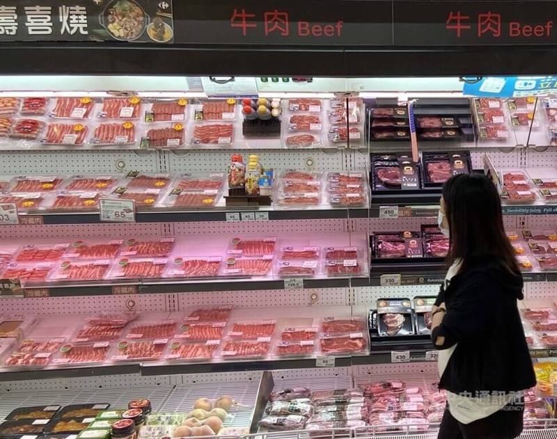 A consumer shops for beef in this CNA file photo