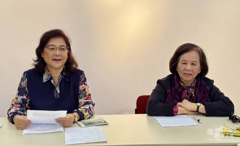 會長林美君（左）會務報告、召集人陳秀圓（右）引言