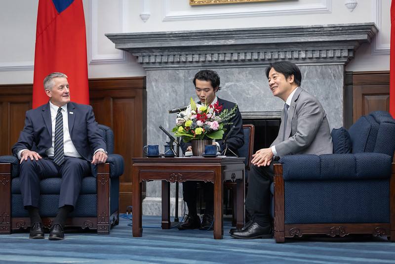 President Lai meets with a delegation led by Chair of the Natural Resources Committee of the United States House of Representatives Bruce Westerman.