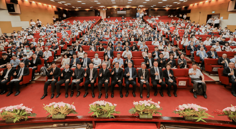 114年綠安・透明領航－光電資訊透明高峰論壇於台電公司副樓大禮堂舉辦，現場由中央、地方政府、光電業者及NGO共同與會