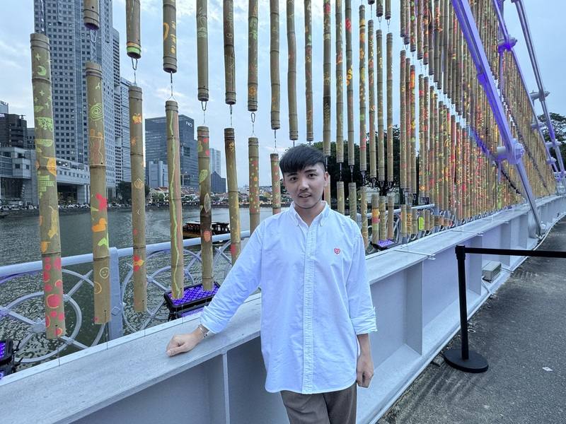 新加坡「照亮新加坡（i Light Singapore）」燈光節即將登場，新加坡市區重建局高級經理邱奕凱表示，展出作品特色多，期待吸引更多民眾前來觀賞