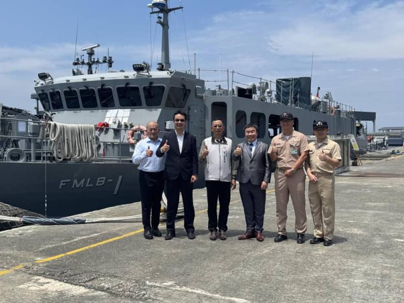 永亮股份有限公司前往海軍192艦隊實施敬軍慰問。（軍友社提供）