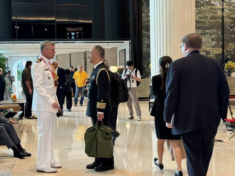 香格里拉對話30日在新加坡展開，眾多外國國防事務領袖出席相關會議