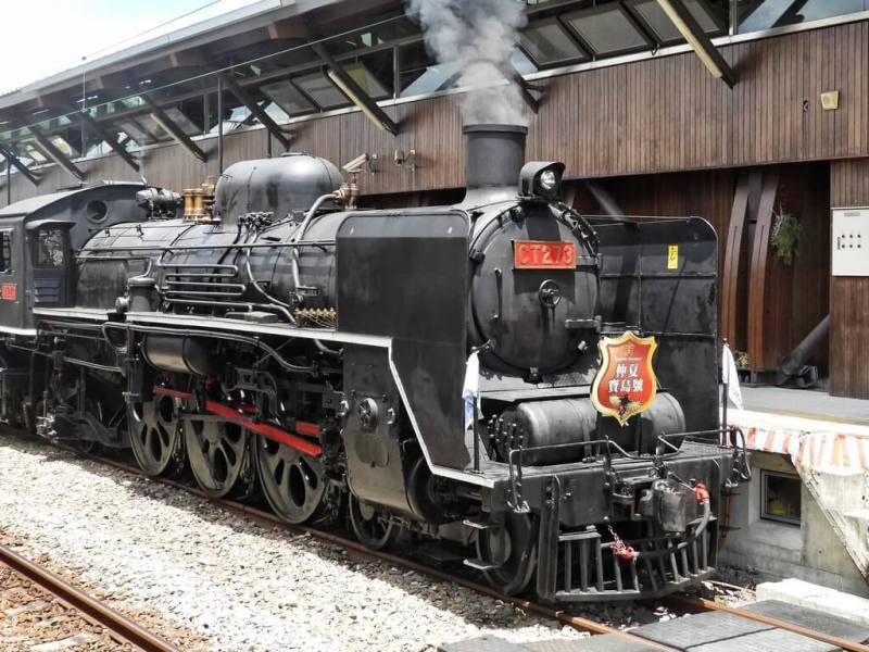 114年台鐵「仲夏寶島號」仍由「蒸機女王」CT273蒸汽機車頭附掛6節莒光號行駛玉里至台東，限定3趟次，6月6日開放訂購。（台鐵提供）