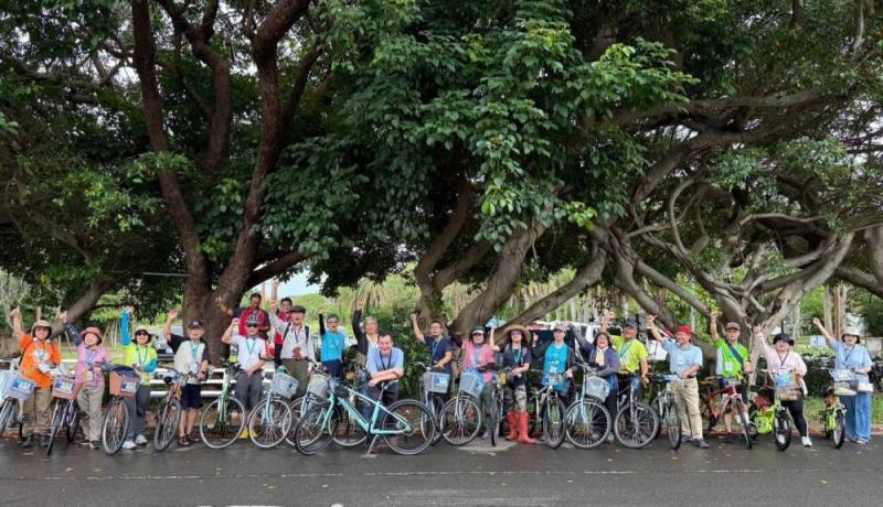 國家環境研究院與中部地區環境教育設施場所一同響應世界自行車日活動