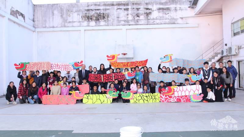 高年級學生團體照