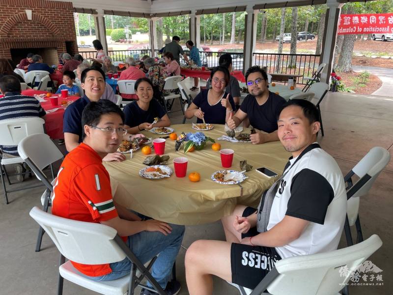 端午佳節鄉情濃，鄉親共聚慶團圓