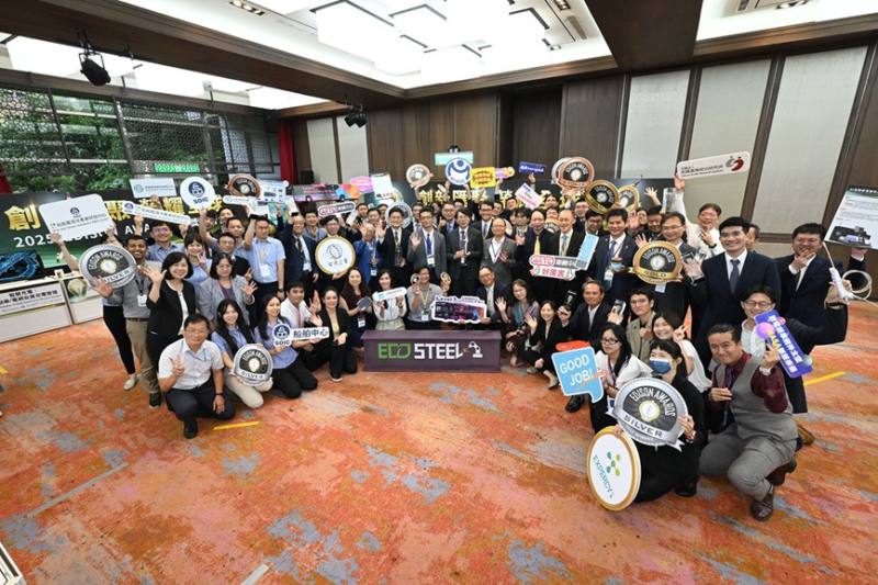 今年愛迪生獎臺灣在與全球400項創新成果同場競逐下，一舉拿下18座獎項，經濟部支持的14項研發成果共拿下5金、6銀、3銅，獲獎法人高達5家，創下有史以來最佳成績。