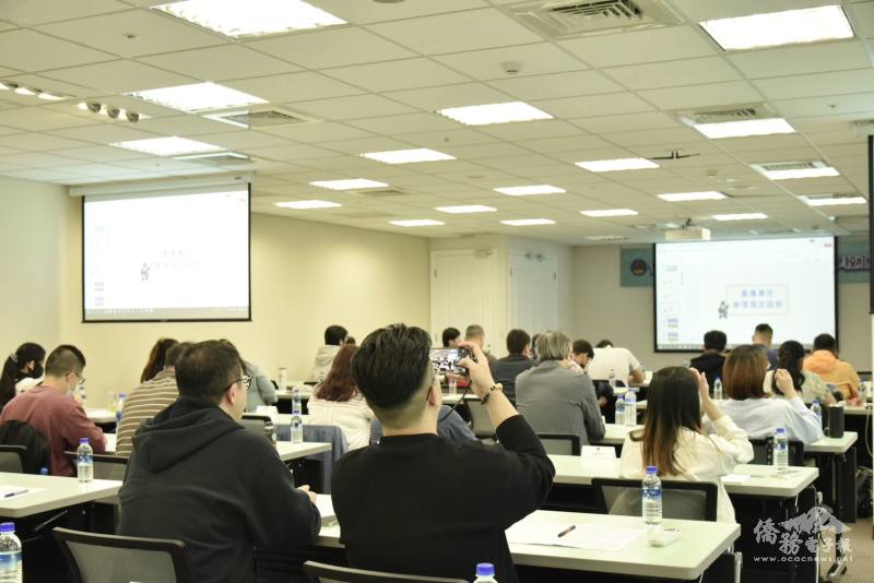 近30所學校的師長出席今年度工作坊