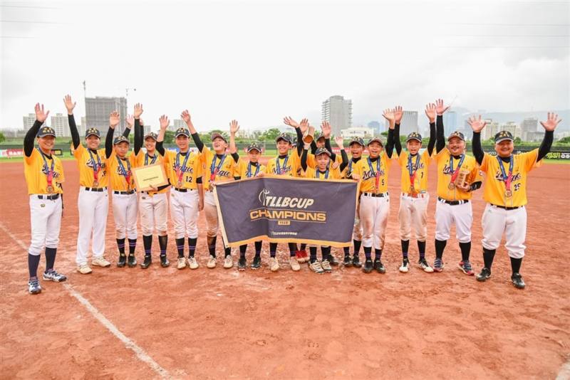 世界少棒聯盟中階組（LLB 50/70）亞太暨中東區資格賽16日起將在台北青年公園棒球場舉行，代表台灣出賽的WHB魔法師隊（圖）預賽與日本、香港、紐西蘭同組。（台灣世界少棒聯盟提供）