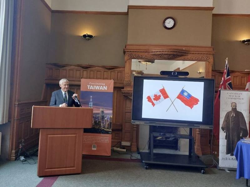 加拿大安省牛津郡議員何德孟（Ernie Hardeman） 來自加國傳教士馬偕的故鄉，他年年在安省議會發表紀念馬偕聲明，推動台加關係。（駐多倫多辦事處提供）