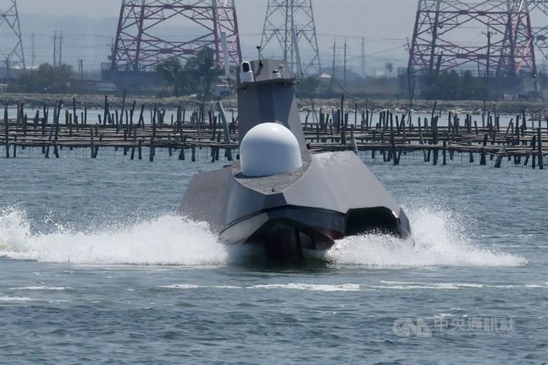 Taiwan's first domestically produced military-use unmanned surface vehicle. CNA file photo