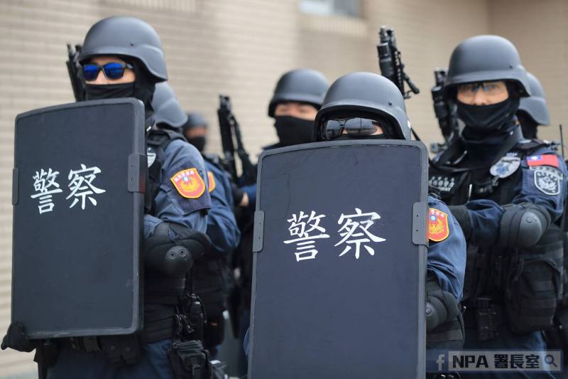 肯定警察人員辛勞付出，今年6月15日警察節全國警察機關、學校放假1日