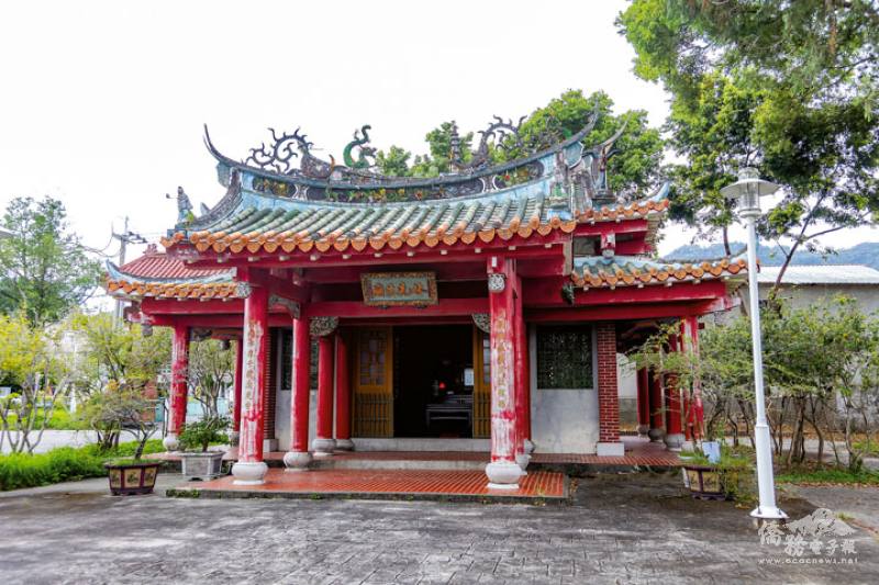 The Lin Xiansheng Shrine in Ershui, Changhua honors a mysterious Mr. Lin who is said to have helped build the Babao Irrigation Canal.
