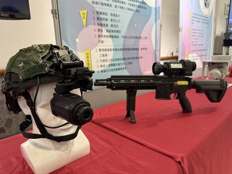The National Chung-Shan Institute of Science and Technology (NCSIST) unveils two night vision systems designed to enhance night combat capabilities of individual Taiwanese soldiers. Photo courtesy of the NCSIST