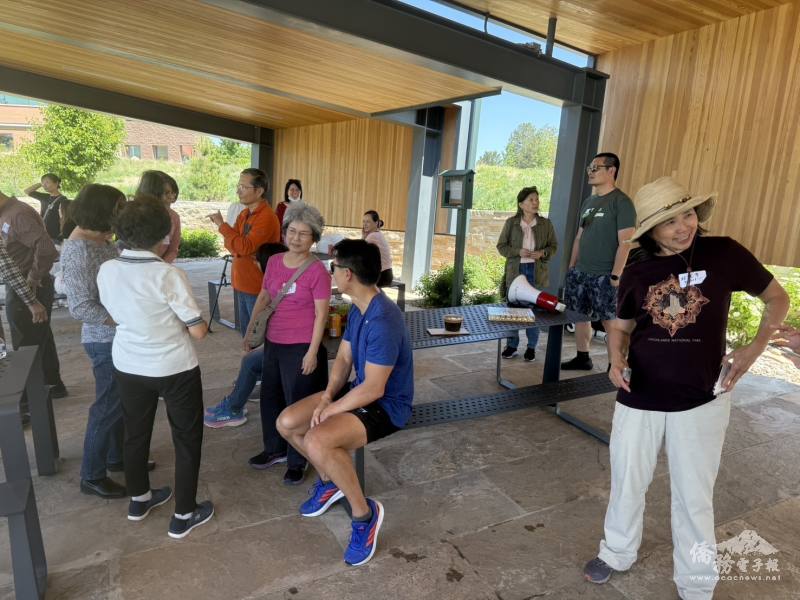 會員開心相聚，閒話家常