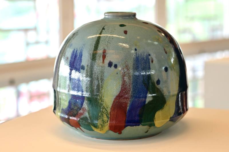 現代陶藝大師林葆家的〈漫舞〉