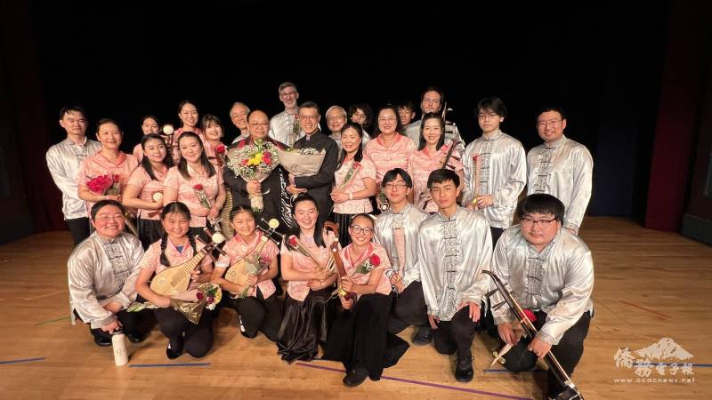 文協國樂團合影