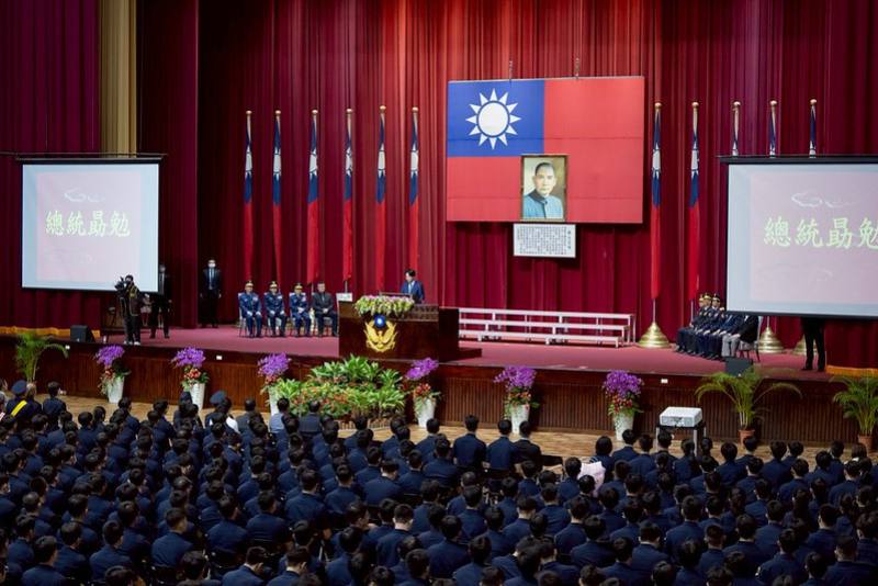 賴清德總統10日上午出席「臺灣警察專科學校專科警員班42期正期學生組畢業典禮」