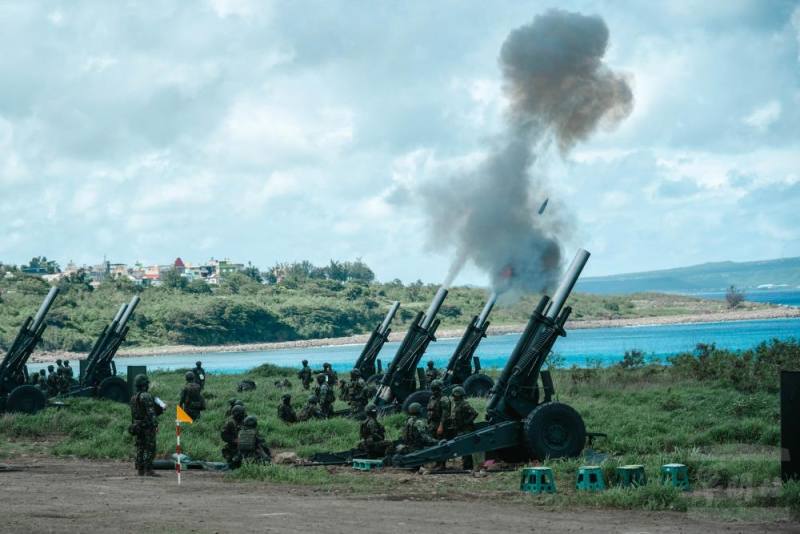 國軍第四作戰區實施重砲保養射擊